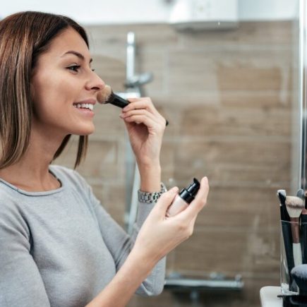 jak zakrýt vyražku